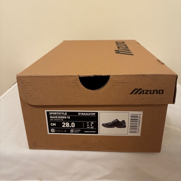 Mizuno Wave Rider 10 Sports Sneaker